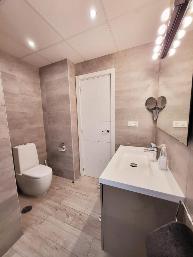 Stylish 3 Bedroom Penthouse In Marbella Centre With Large Pool Close To The Beach Екстер'єр фото